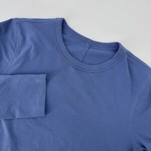 Lululemon Women's‎ Long Sleeve Crewneck Tee Blue Size S Soft Cotton Blend Logo